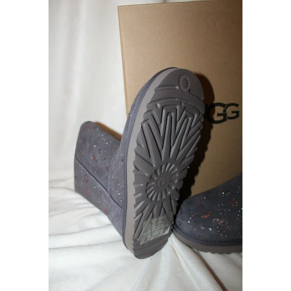 NIB UGG Women's Zodiac Classic Short‎ Suede Shearling Boots Gray 7
